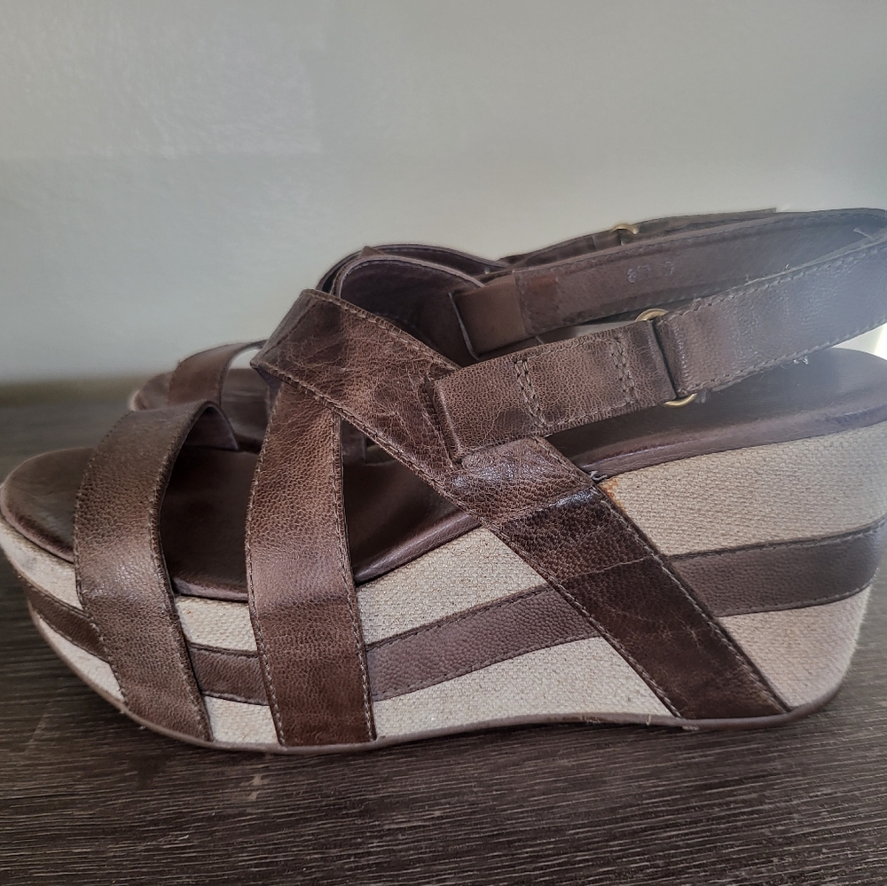 COPY - Antelope Brown Wedges sz 7